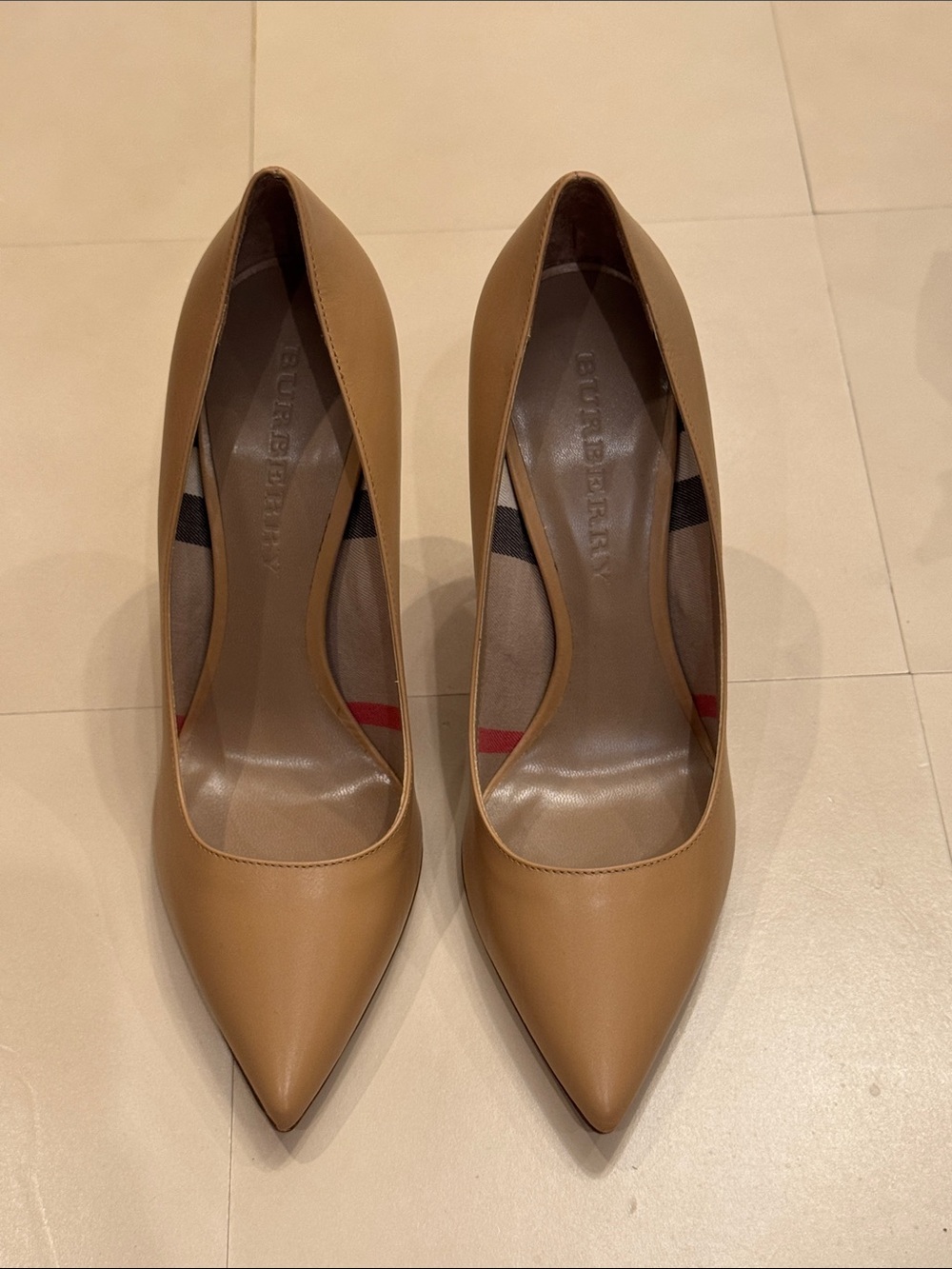 Burberry Camel/Tan Leather Pointed Toe Pumps